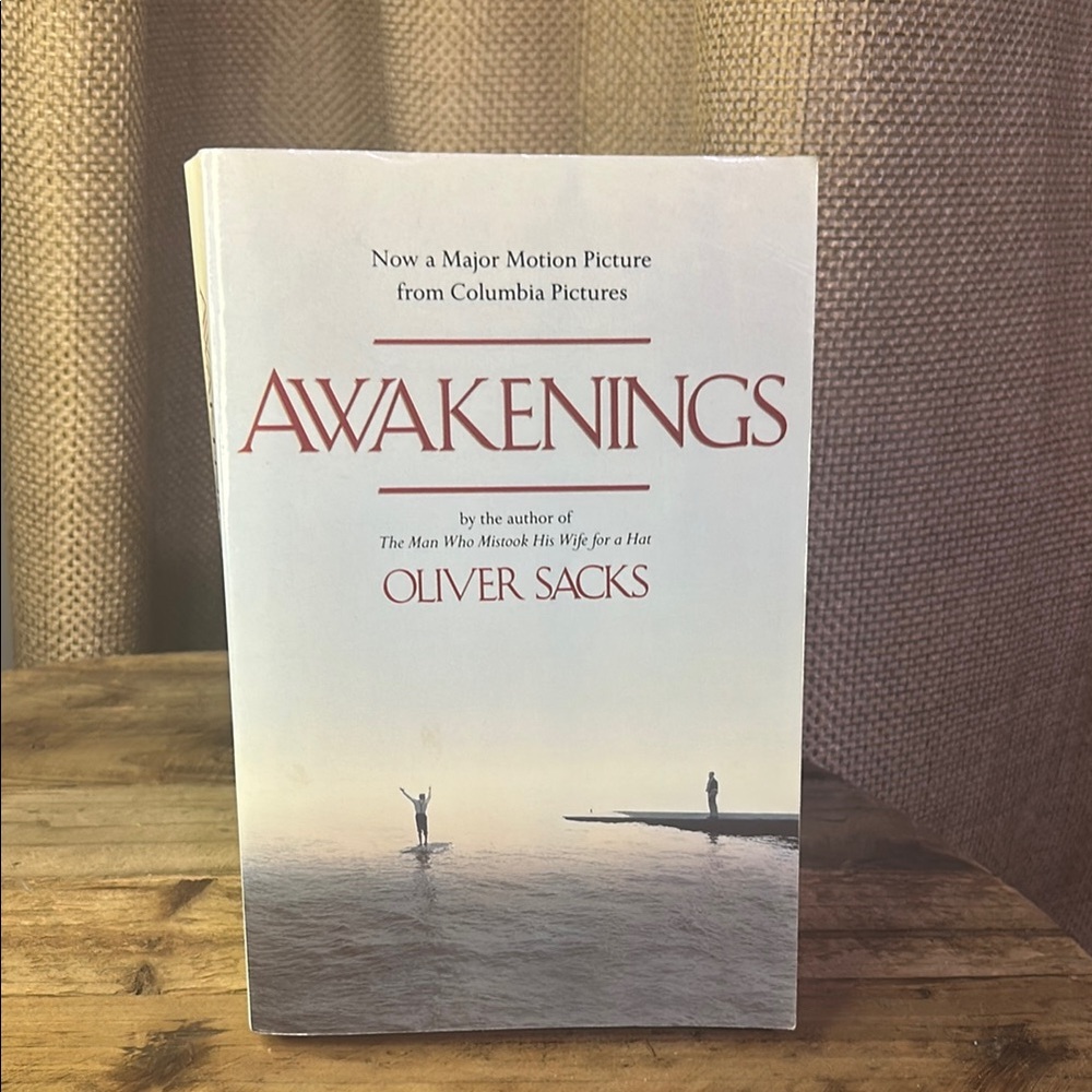 Awakenings by Oliver Sacks - White Cover Edition
